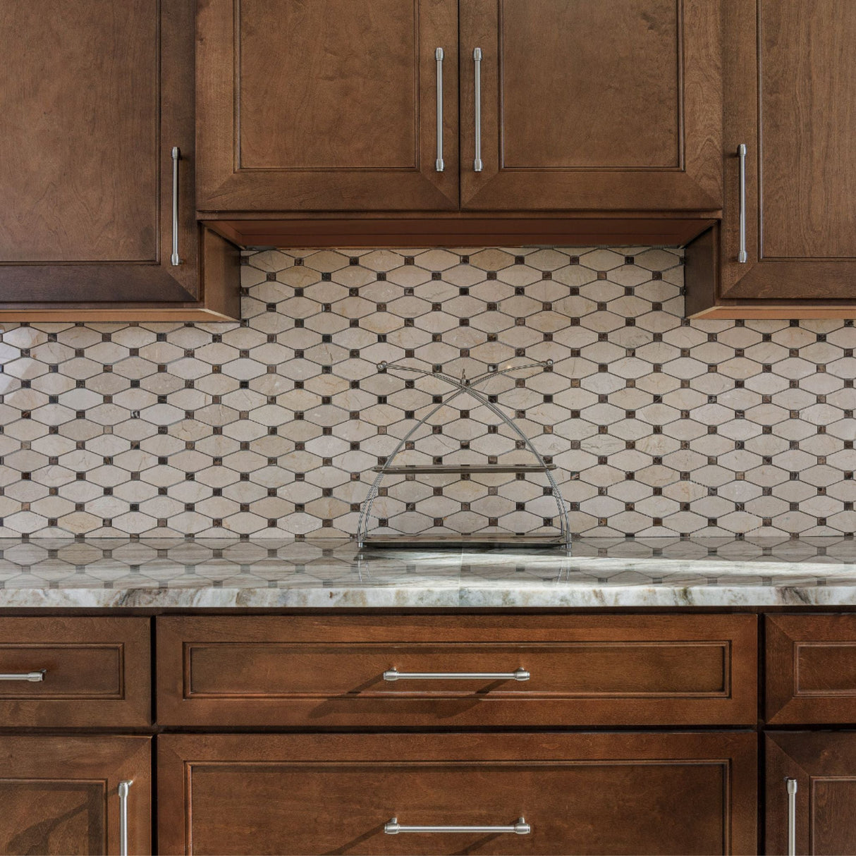 Pacifica Chestnut - BLB42/45-PC | Base Blind Corner