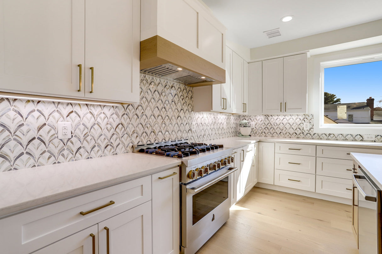 Bryce Shaker White - BLW3042-BSW | Wall Blind Corner